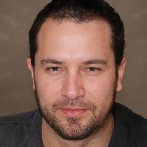 Roberto Gómez